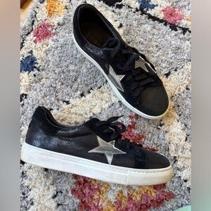 Novita made in italy leather sneakers 39/8.5